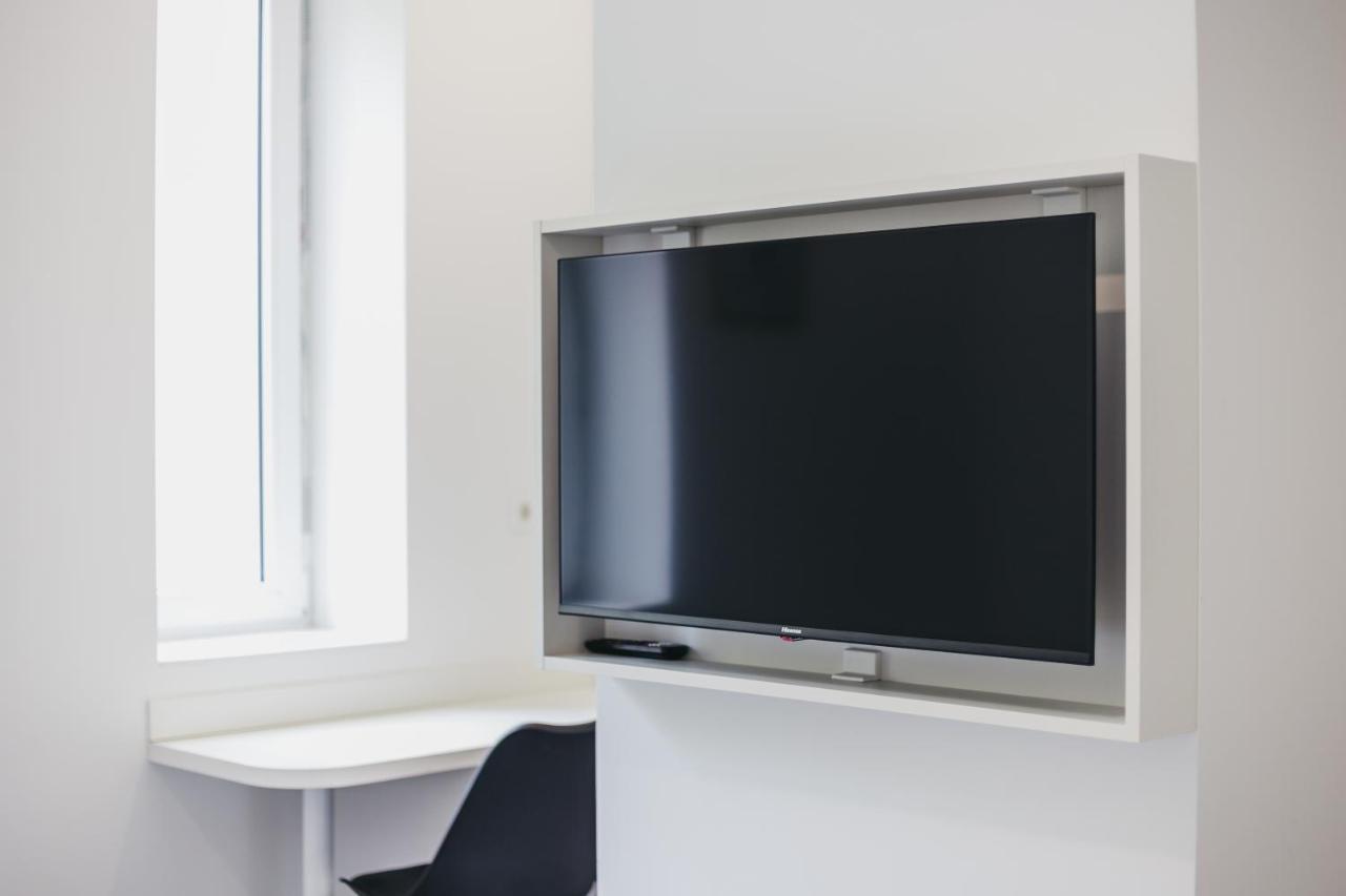 Mika Apartment And Studios Zagreb Luaran gambar