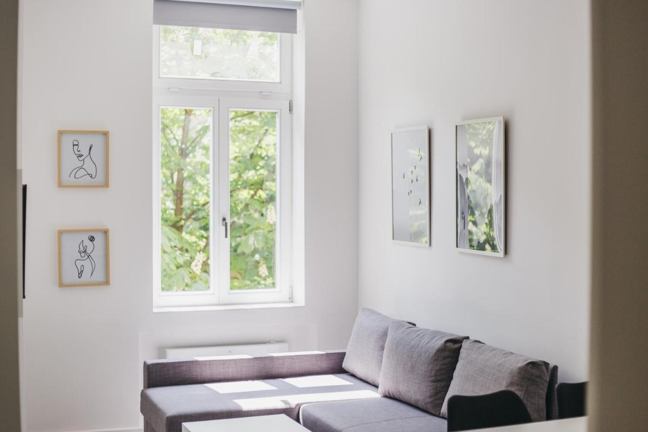 Mika Apartment And Studios Zagreb Luaran gambar